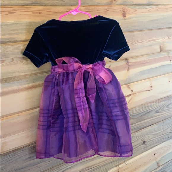 Adorable 3T Dress - Picture 5 of 5